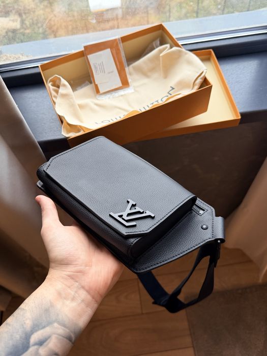 Мъжка чанта Louis Vuitton