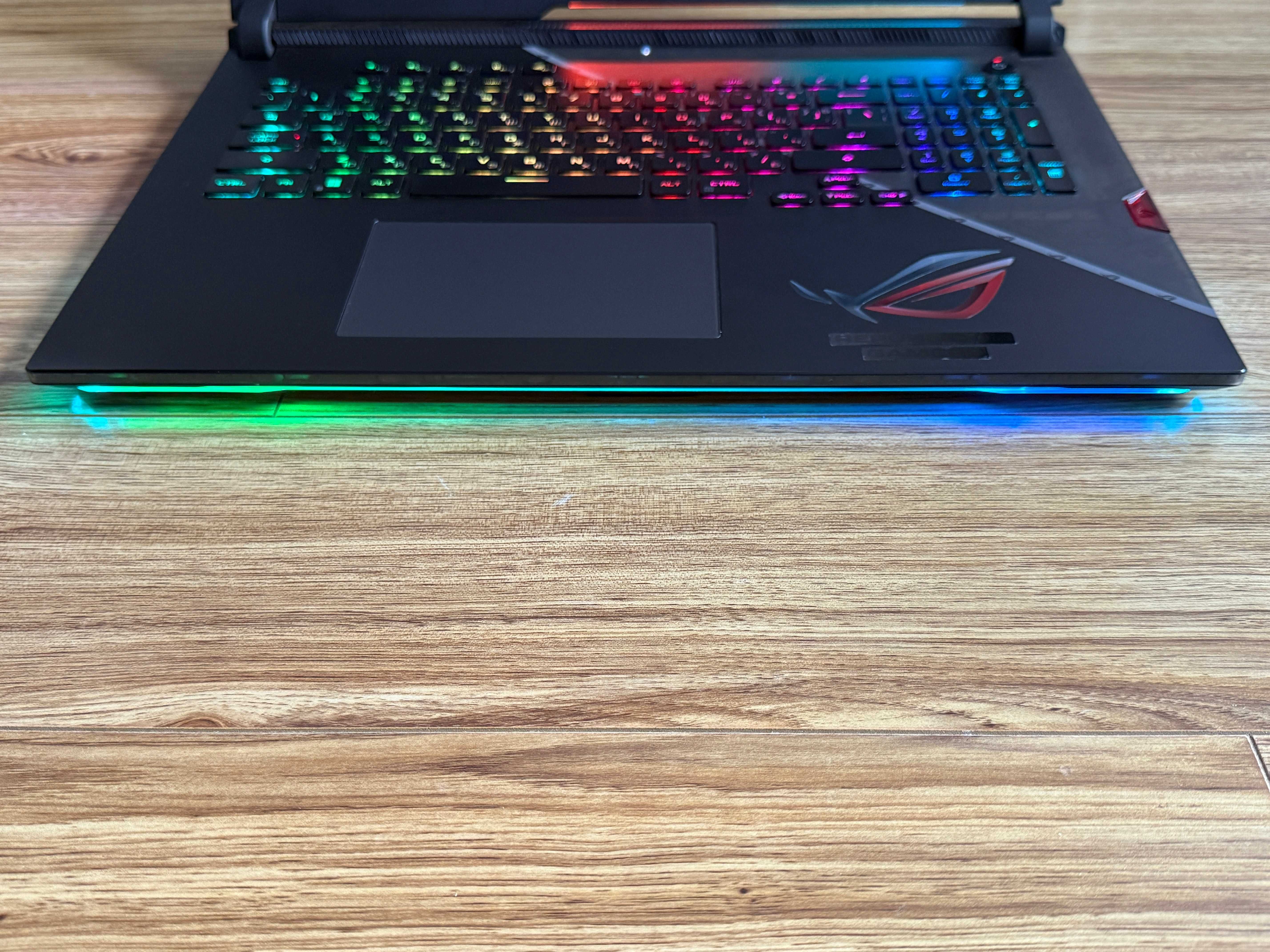 17.3 ROG Scar`i9-12900H/RTX 3080/32GB DDR5/1TB NVMe/WQHD 240Hz 3ms