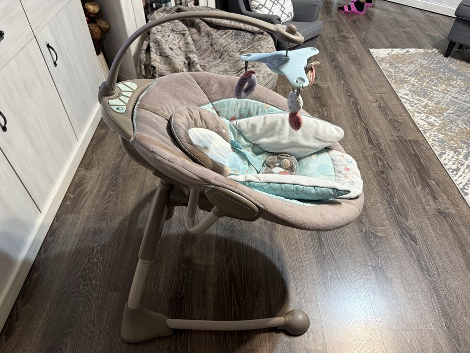 Бебешка люлка / шезлонг.