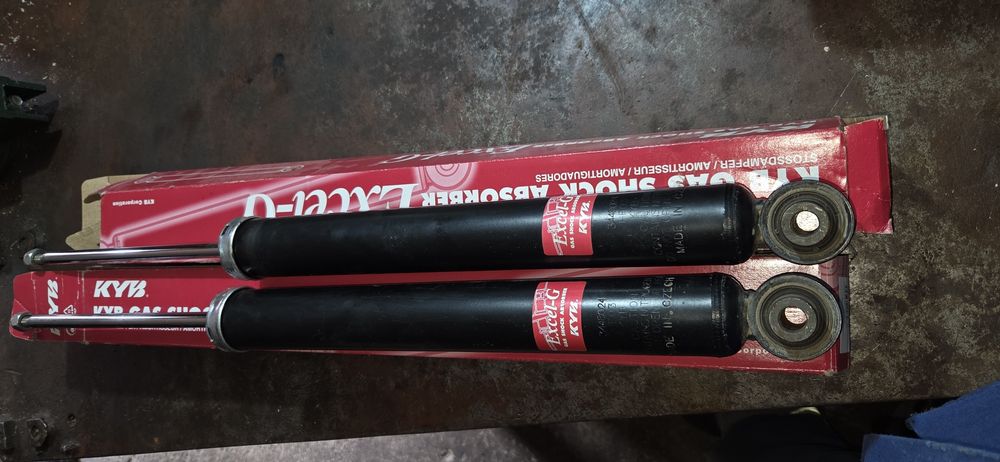 Amortizoare(telescoape) golf 7 si altele kyb 3448024
