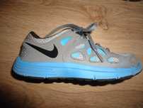 NIKE--СТРАХОТНИ маратонки--28 номер
