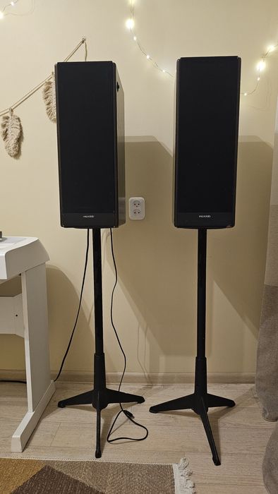 Колонки, подставки, микшерный пульт