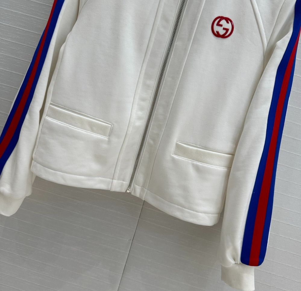 Екип Gucci S и М
