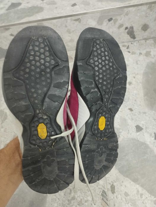 Ghete de drumetie Scarpa Mojito, marime 42,5