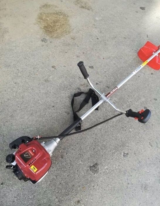 HONDA GS35 Професионален 4 тактов тример, Храсторез. Бензинова косачка