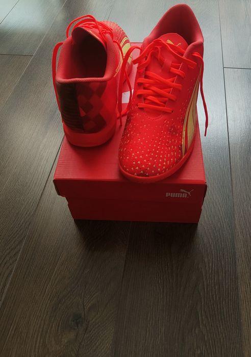 Adidași fotbal Puma