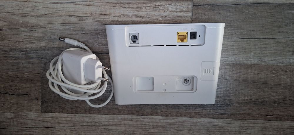 Router wireless wifi sim 4g Huawei B311