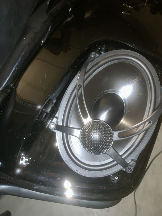 Нови!!! Капаци с говорители за куфари на Harley-Davidson Touring