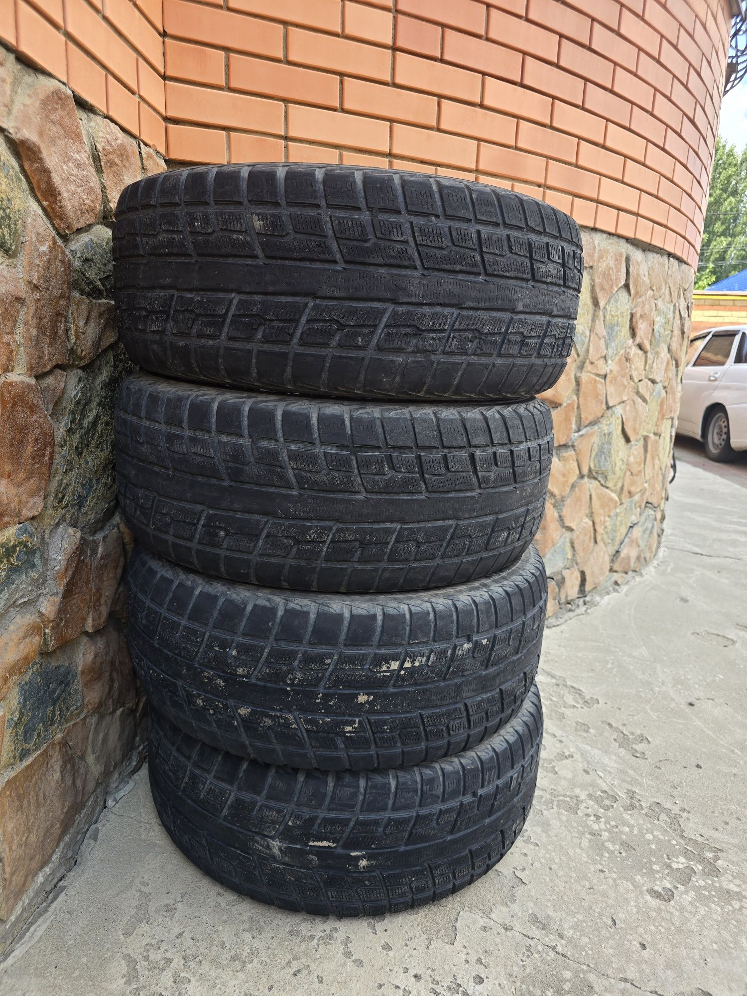 Продам Шины yokohama