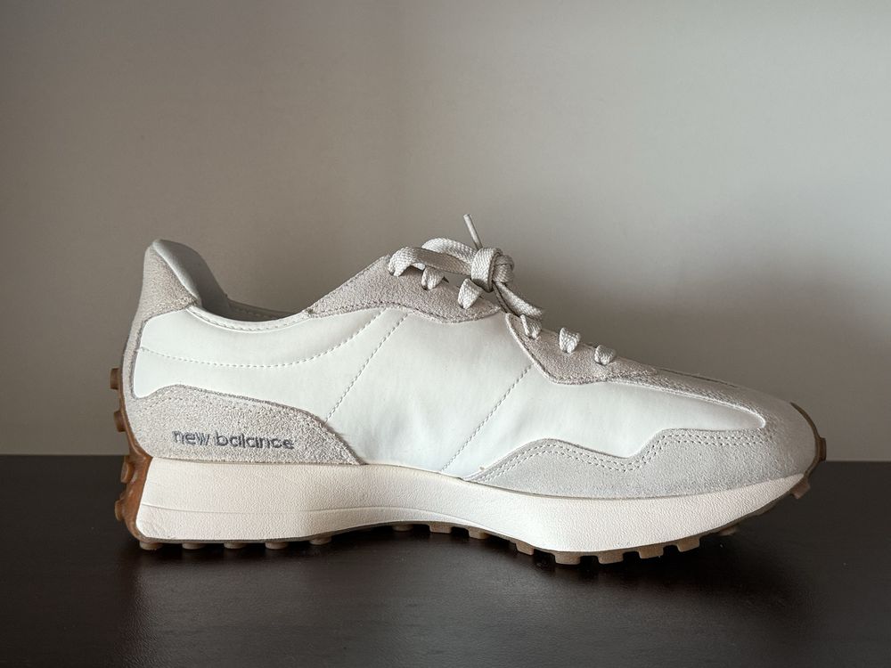 New Balance 327 / 45номер 29см Стелка Нови с Кутия