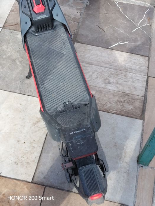 Тротинетката Segway ZT3PRO