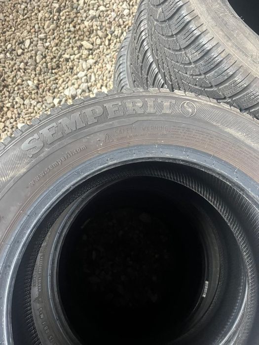 185/60 r15 de iarna 4 buc ca noi SEMPERIT