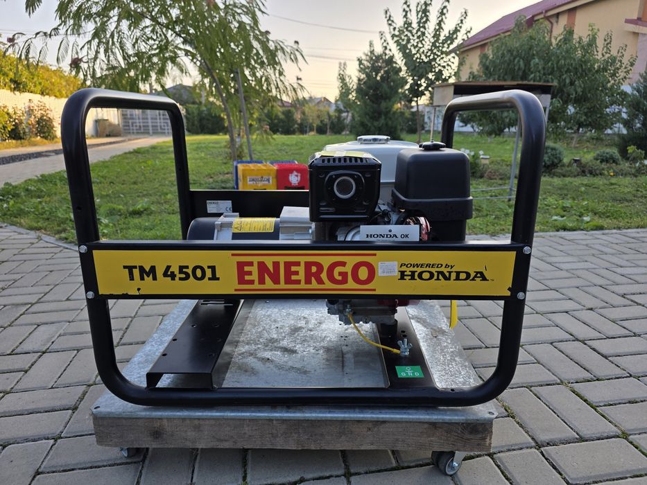 Generator electric 4,5 KW motor 4T Honda GX390 pe benzina, absolut nou