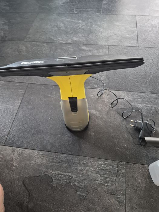 Уред за почистване на прозорци