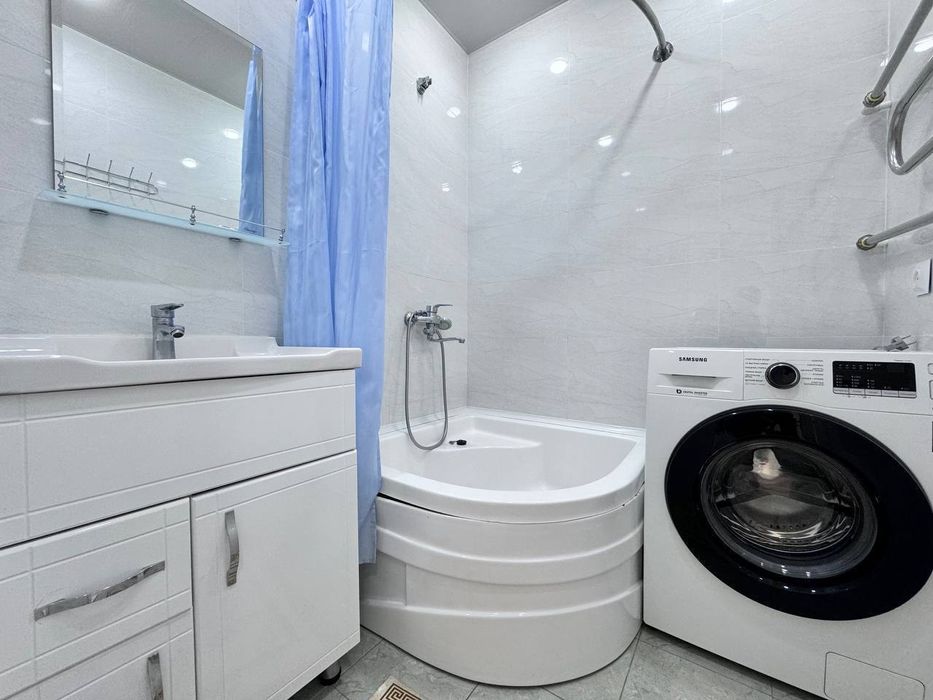 Продам 2 ком Юнусабад 19 квартал