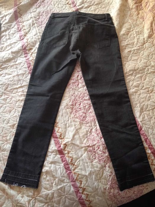 Дамски дънки размер 33