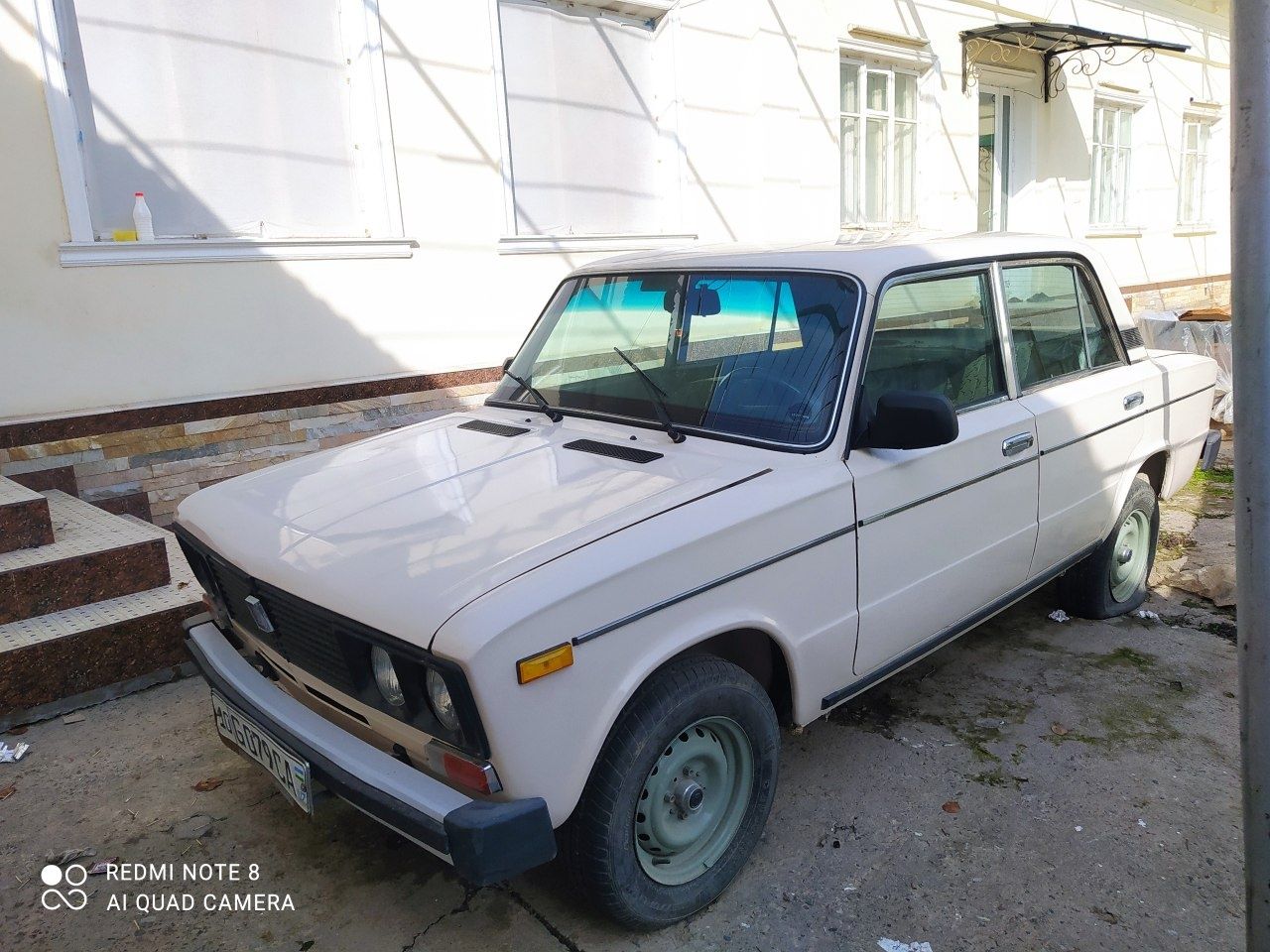 Jiguli 2106 sotiladi