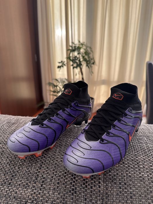 Продам бутсы Nike air zoom