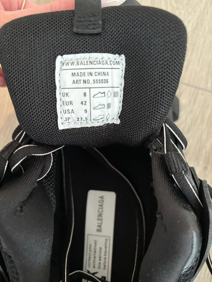 Balenciaga track