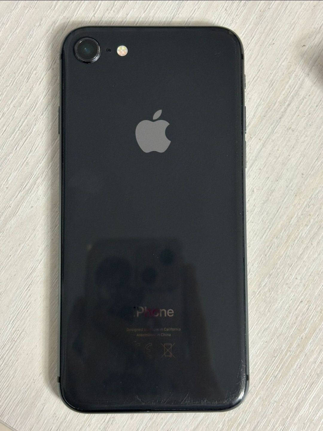 Продам iPhone 8 128 Гб