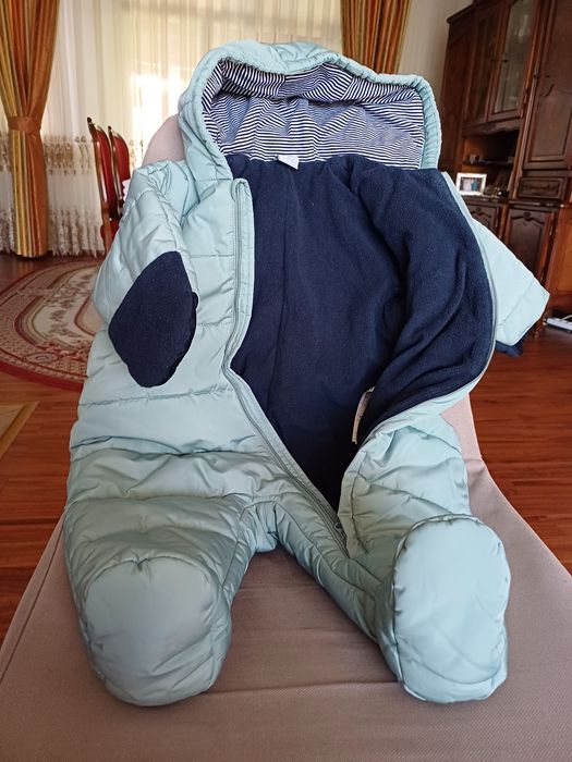 Salopetă de iarnă tip Combipilote pentru bebeluși 4-6 luni