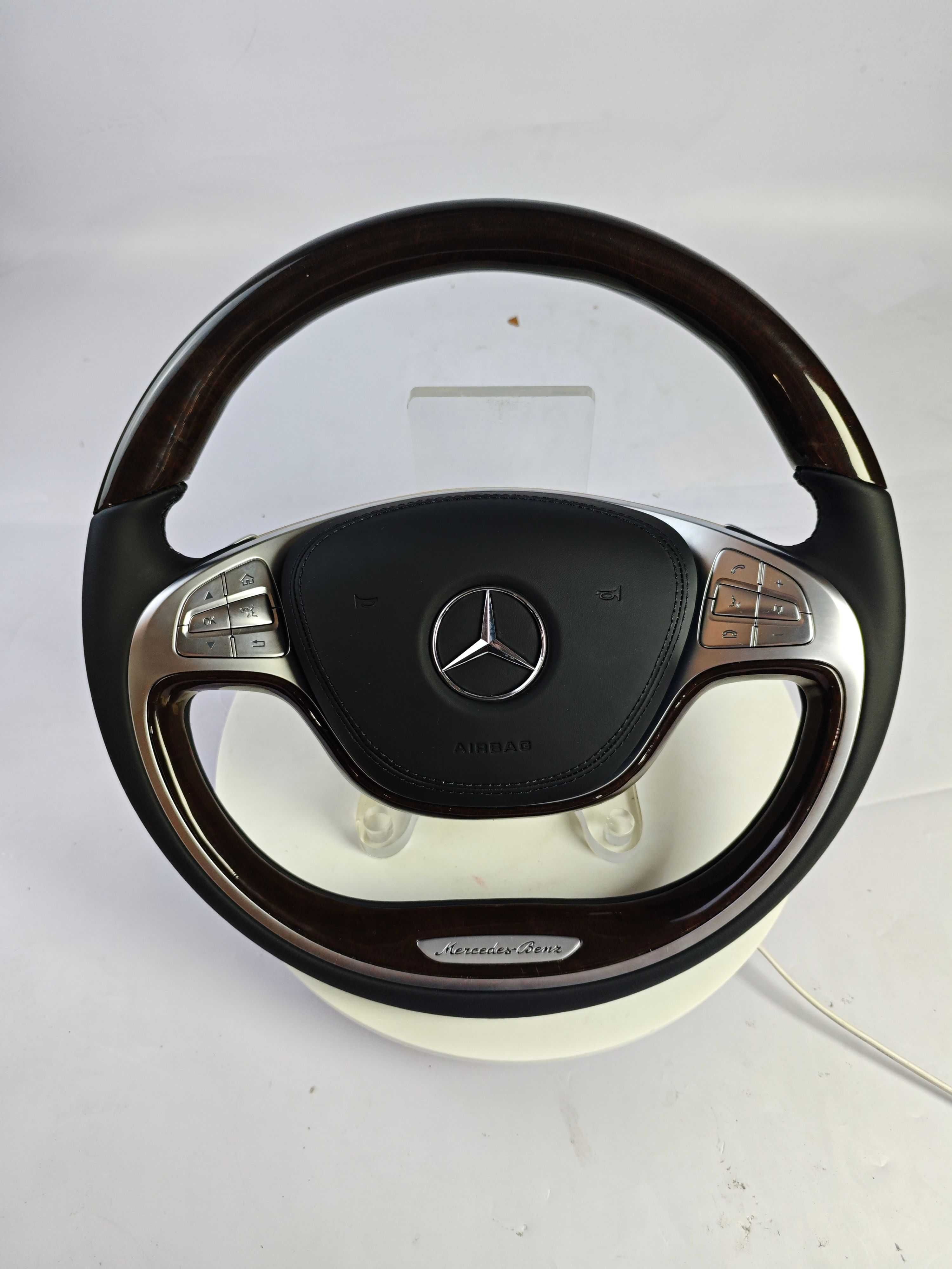 Mercedes Custom Спортен Волан – Персонализиран Дизайн!