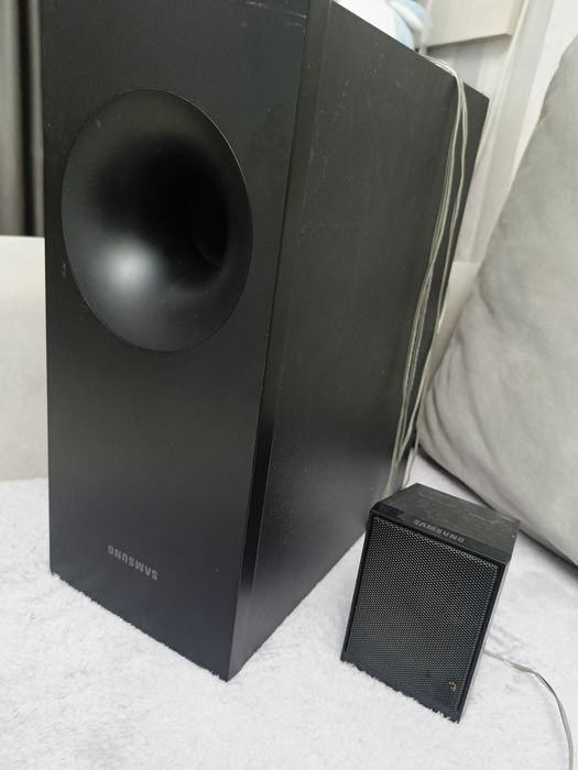 Компьютерная колонка продается за 15 тыс тенге