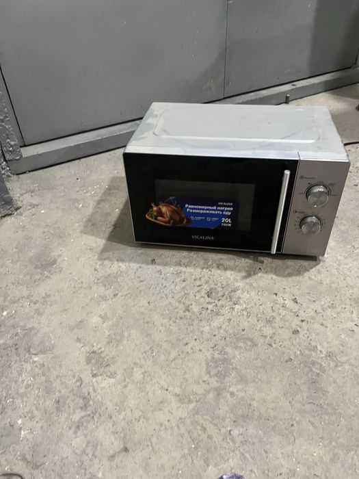 Mikravalnovka yengi olingan 3 oy ishlatilgan holati ideal narxi 550 mi