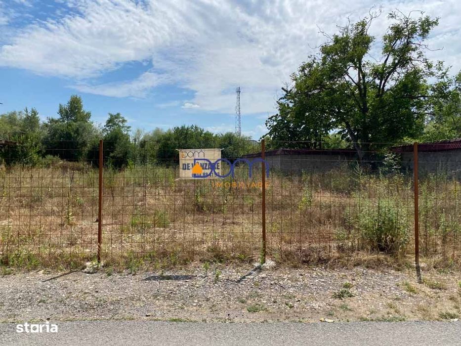 Teren intravilan, utilitati, strada asfaltata