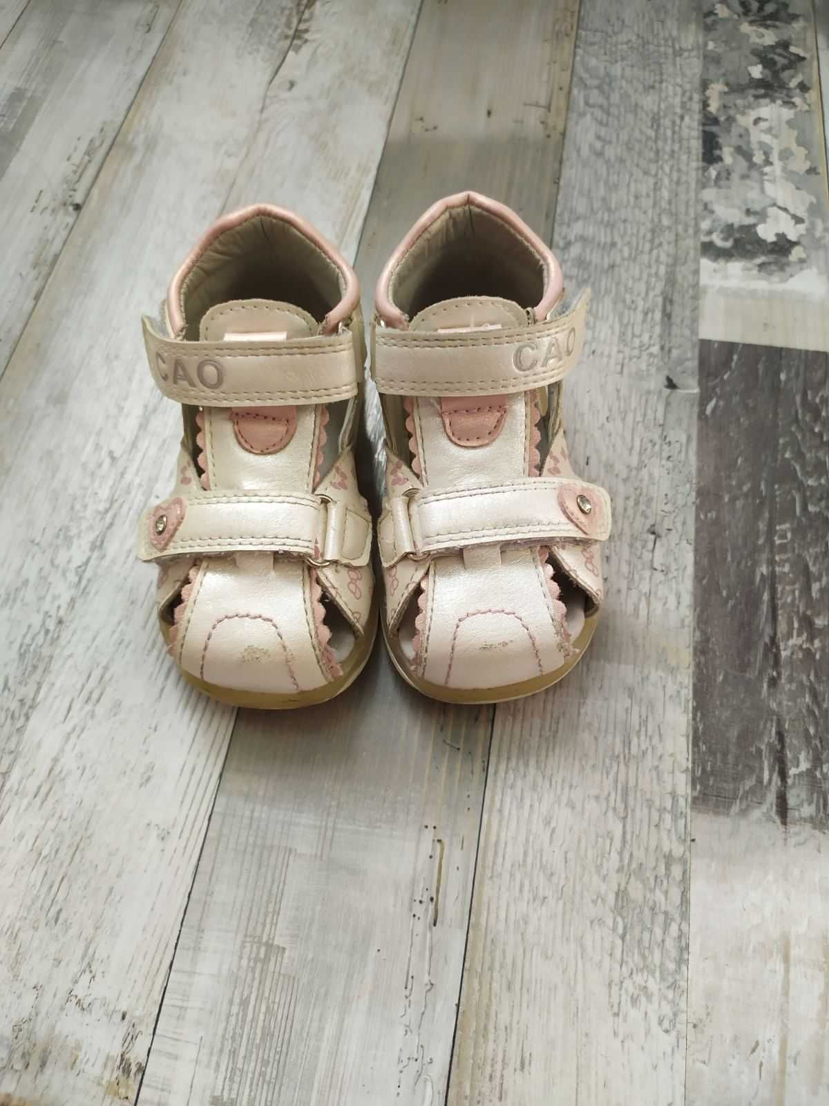 Детски бебешки обувки
