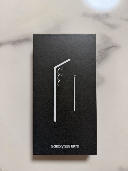 Samsung Galaxy S25 Ultra - Запечатан.