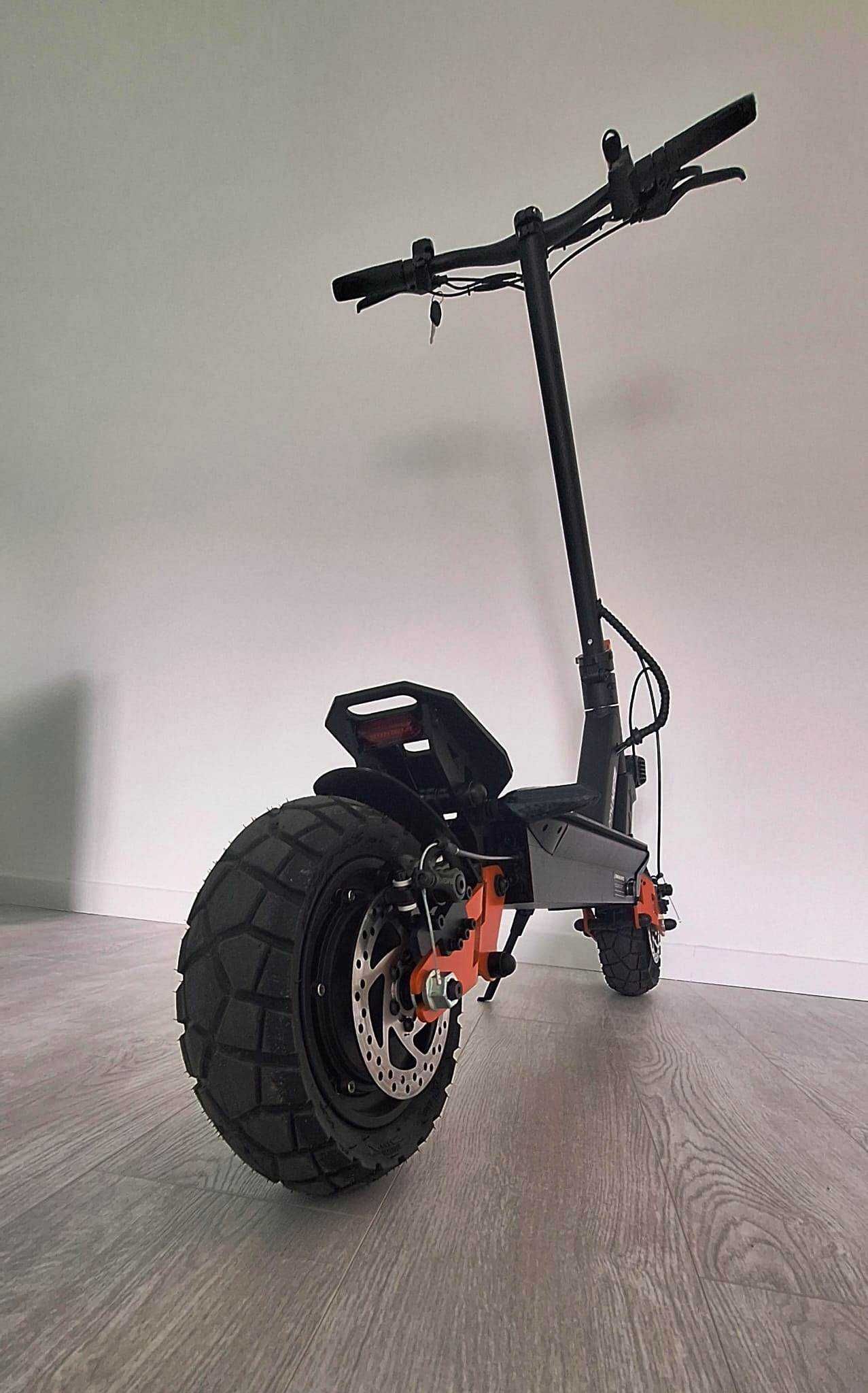 Trotineta electrica Noua FARA PERMIS Viteza / mini scuter electric