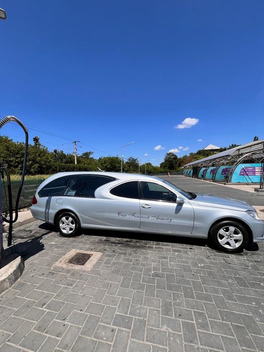 Mercedes e calss dric funerar