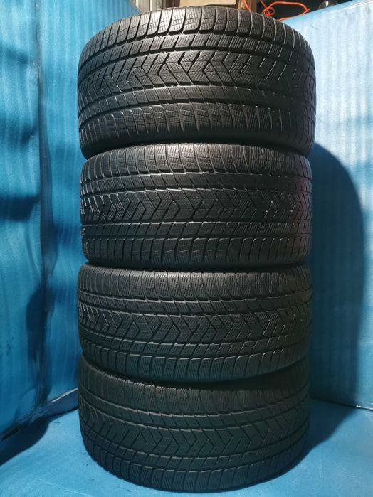 275/40/21  - 305/35/21 pirelli m+s 4 buc