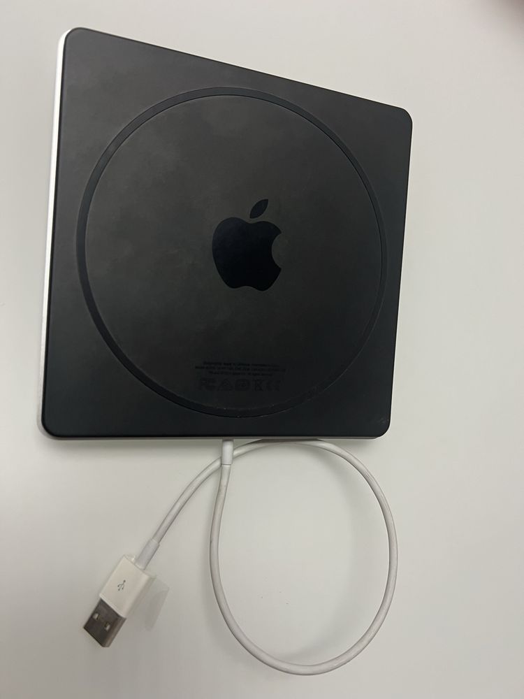 Apple USB SuperDrive model A1379