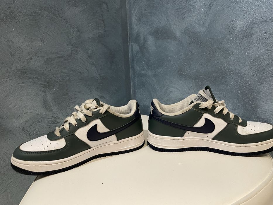 Nike Air Firce 1 , Unisex nr . 36,5 cm . 23,5