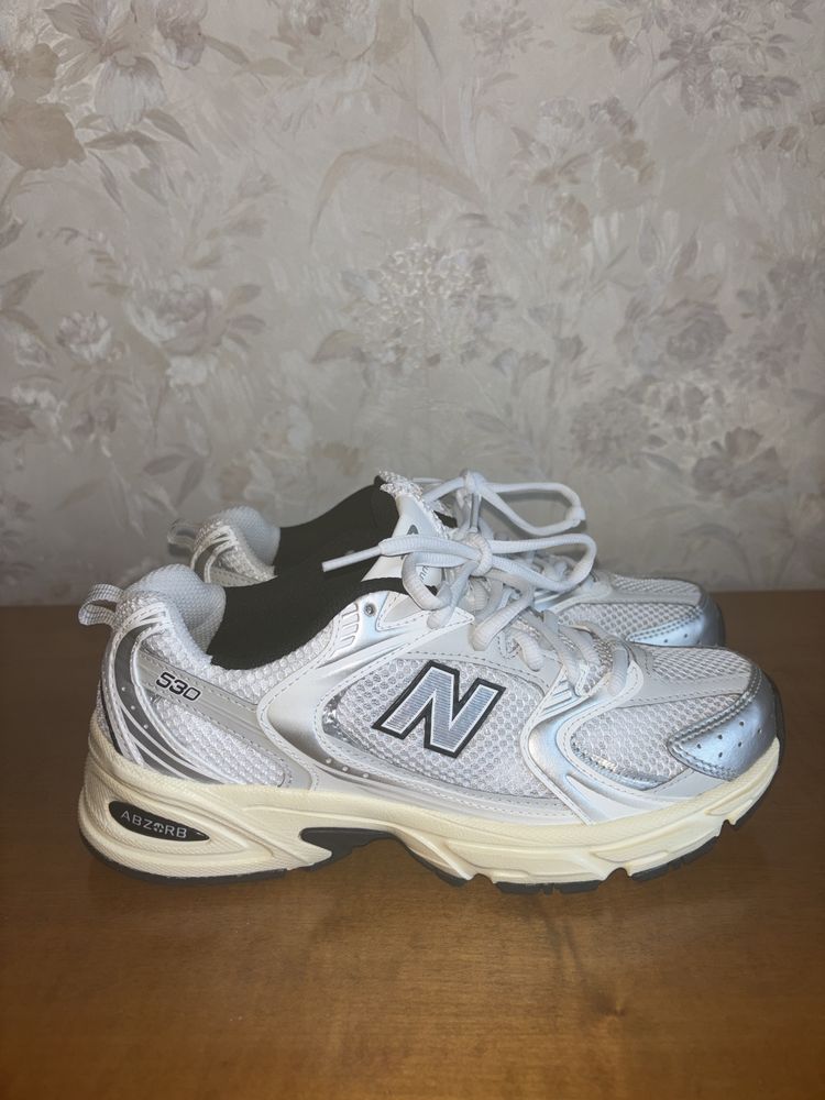 Adisasi sport Dama *New Balance 530 Abzorb* marime 38.5, Alb-metalic