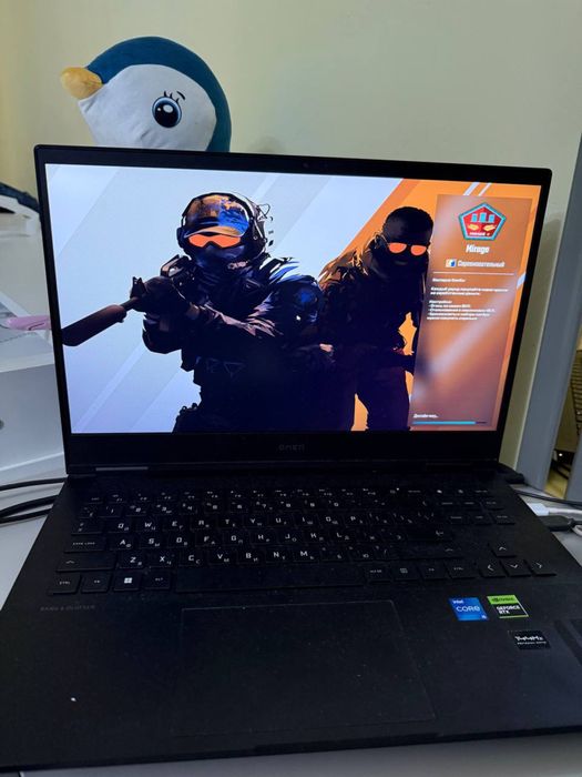 Игровой ноутбук омен в хорошом состояние не лагает не тупит