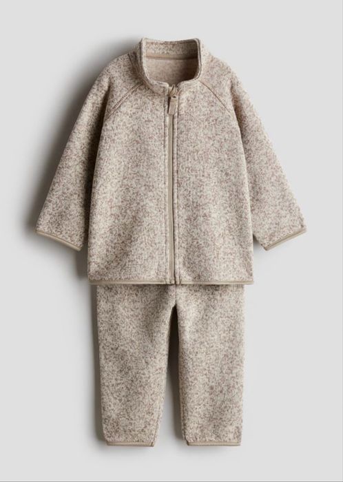 Compleu gros de toamna H&M