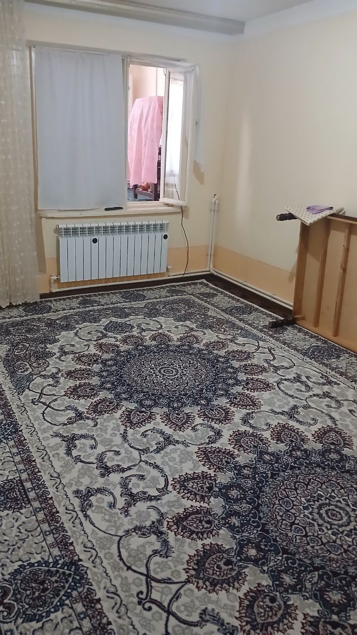 Jizzax viloyati Sharof Rashidov tumani, uchtepada Uy sotiladi 3 xona