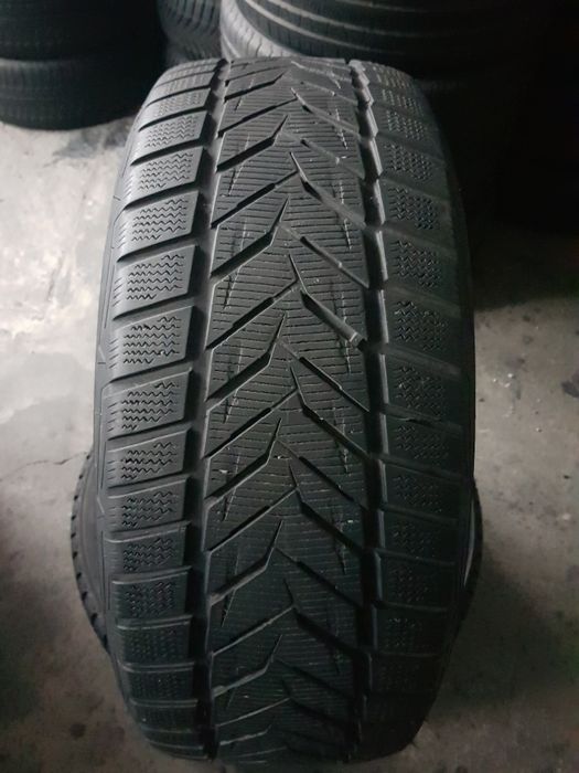 Vredstein 245/50 R18 104V M+S iarnă