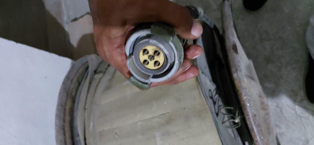 Kabel sotiladi Voyenniy