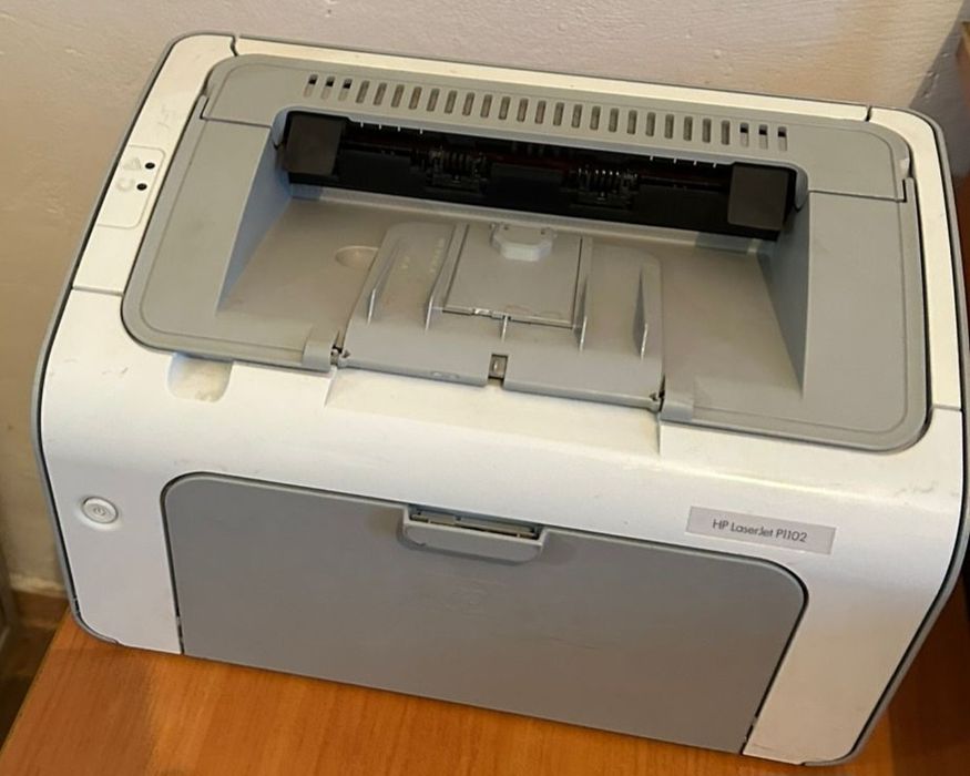 Продам принтер HP laserjet p1102