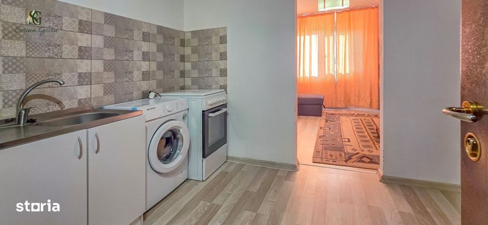 Camera de camin mobilata si utilata