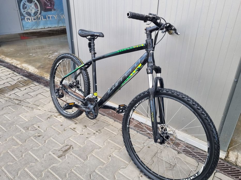 Vând urgent bicicleta Carrera, roți de 26