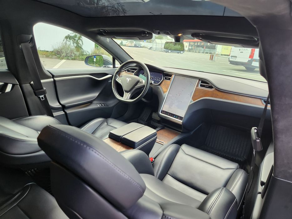 Tesla model s75 proprietar in acte viata baterie 91% schimb cu model X