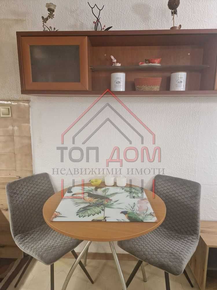 Дава се под наем Двустаен апартамент в Варна, м-т Траката - 50 кв.м за 418.2 € - Снимка #1
