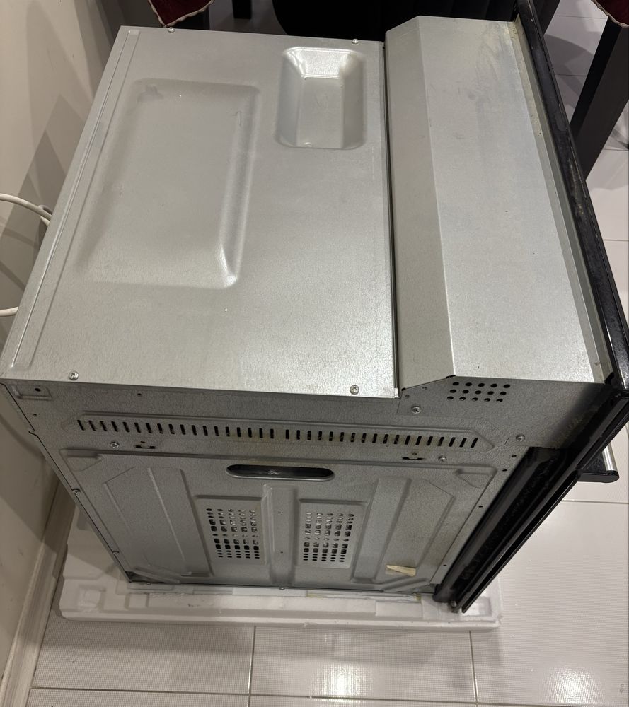 Фурна за вграждане Gorenje Simplicity
