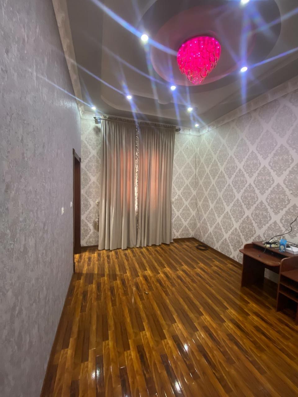 Yunusobod tumani Hasanboyda hovli sotiladi