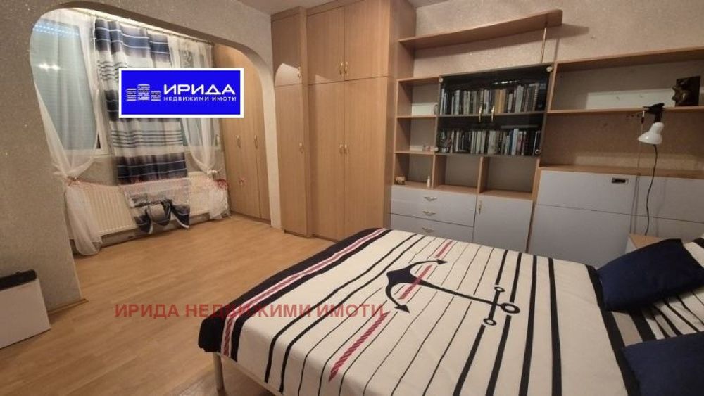 Продава се Тристаен апартамент в София, НПЗ Изток - 65 кв.м за 2462 €/кв.м - Снимка #4